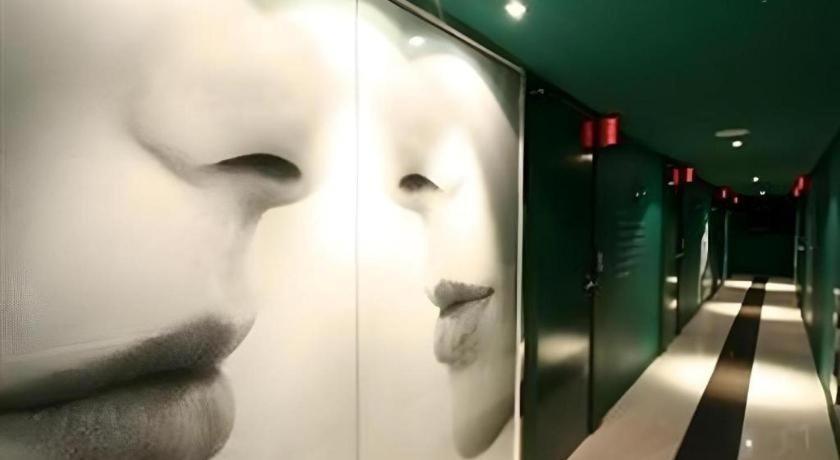 Fox Hotel Seul Esterno foto