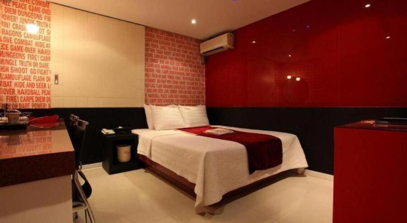 Fox Hotel Seul Esterno foto